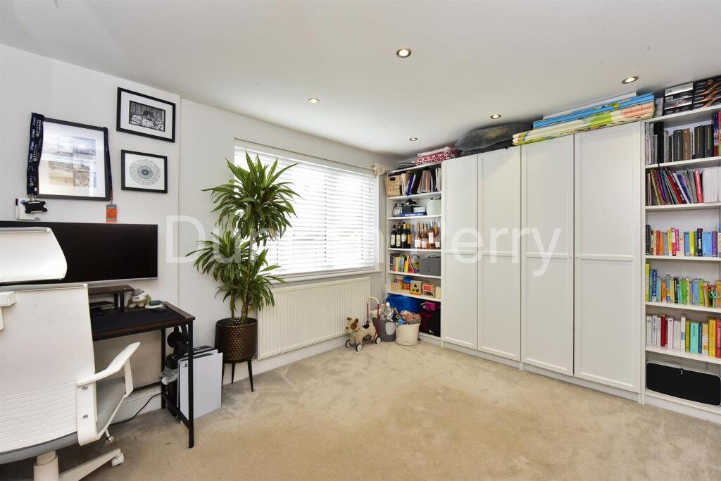 Additional image 8 of Meadow Close, North Mymms, Hatfield