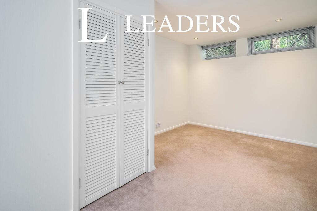 Additional image 8 of Abbots Park