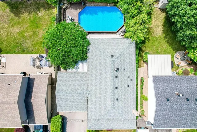 房产图片 42 - 3143 Michael Cres