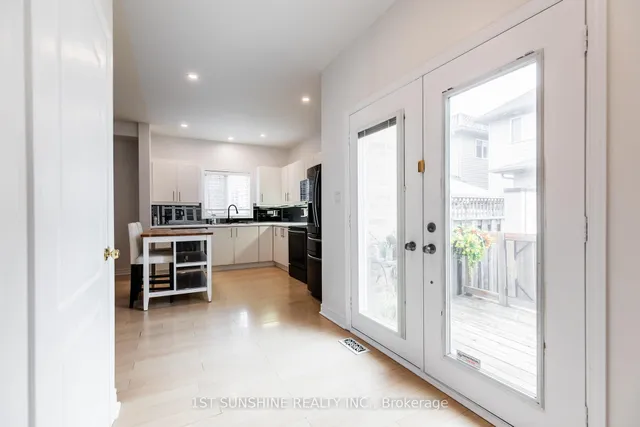 Additional image 17 of 233 SPRINGVALLEY Cres