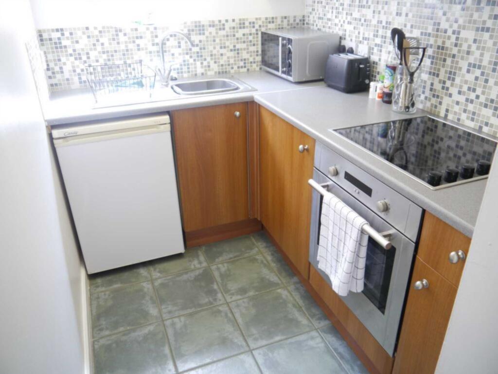 Additional image 3 of Walsingham Close, Hatfield