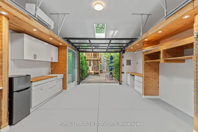 Additional image 48 of 381 St Clarens Ave