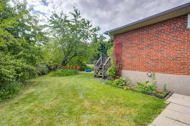 Additional image 38 of 9 Thane Crt