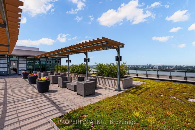 Additional image 40 of 2522 Keele St Unit 704