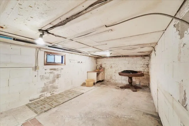 Additional image 33 of 25 Farrell Ave