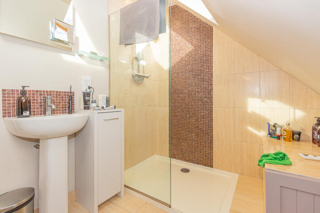 Additional image 9 of Westfield Road, Harpenden, Hertfordshire, AL5