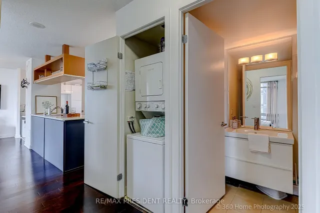 Additional image 22 of 81 Navy Wharf Crt Unit 3608