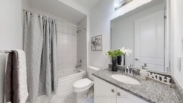 Additional image 31 of 1444 Varelas Passage