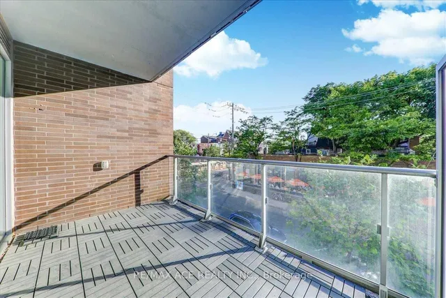 Additional image 22 of 1960 Queens St Unit 206