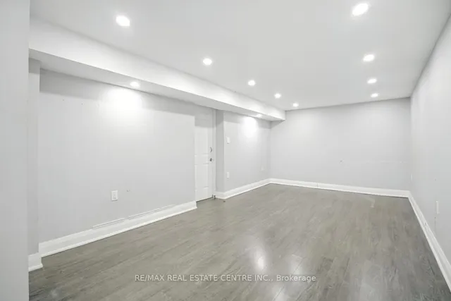 Additional image 31 of 21 Chopin Cres