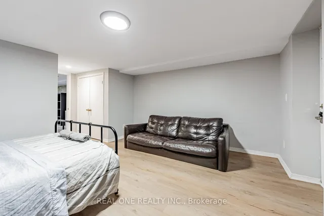 Additional image 32 of 97 Lippincott St