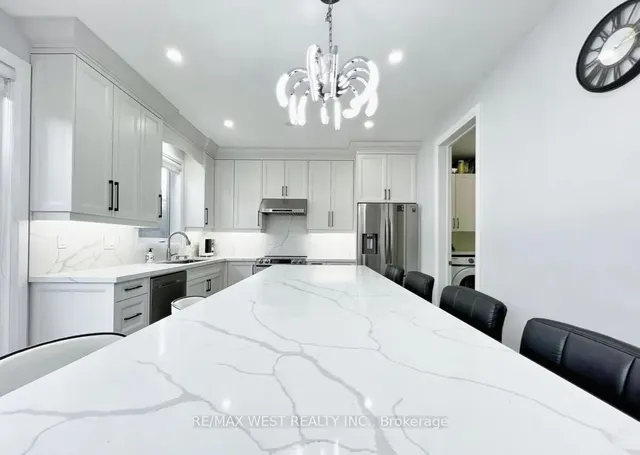 Additional image 13 of 975 Whitlock Ave Unit 20