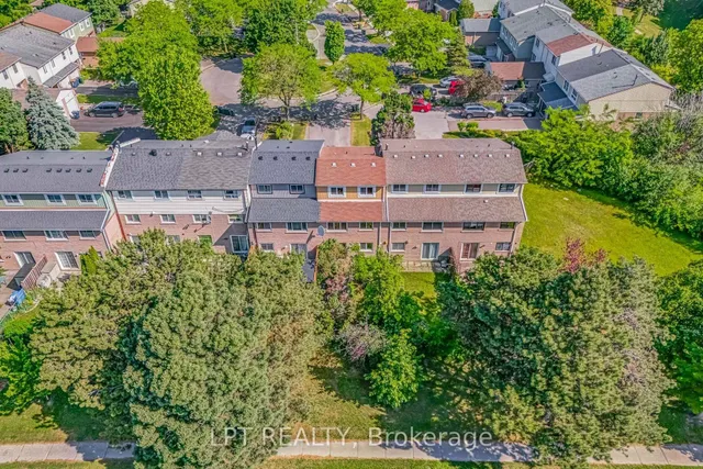 Additional image 36 of 32 Scotney Grve