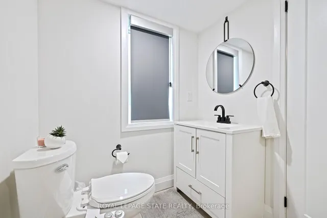 Additional image 9 of 136 Crafter Cres