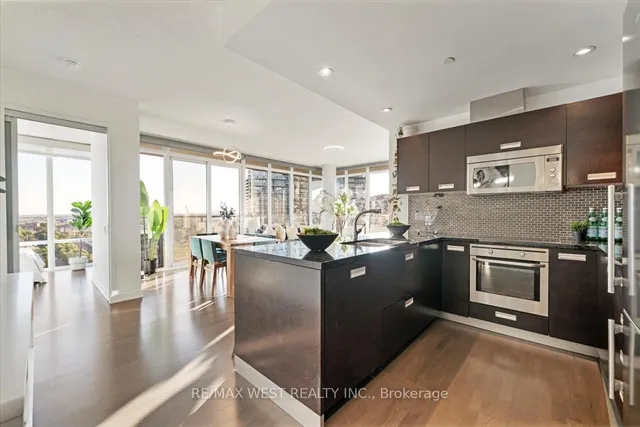 Additional image 3 of 88 Park Lawn Rd Unit 2116