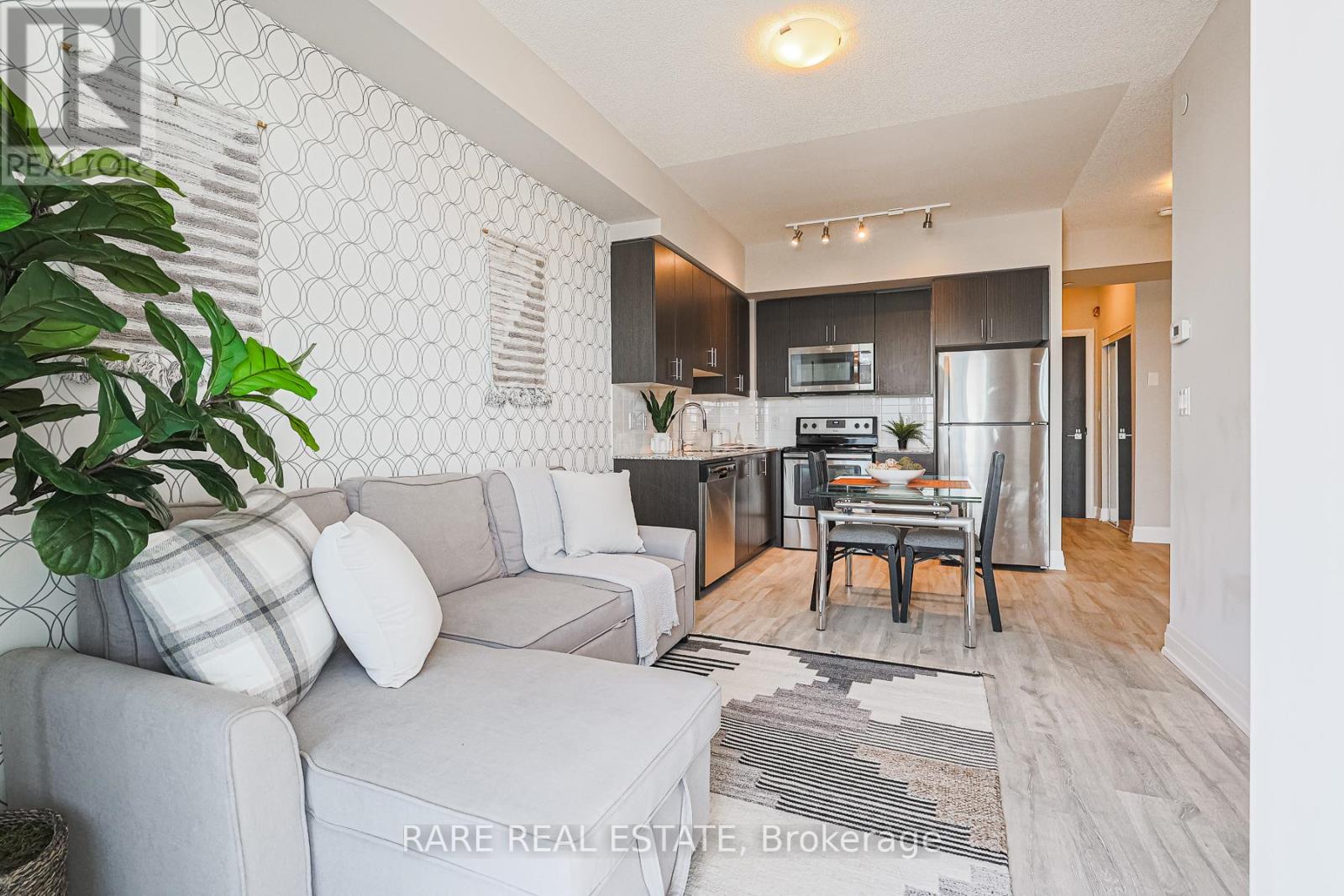 Property image for 2109 - 3700 HIGHWAY 7|Vaughan (Vaughan Corporate Centre), Ontario L6L0G7