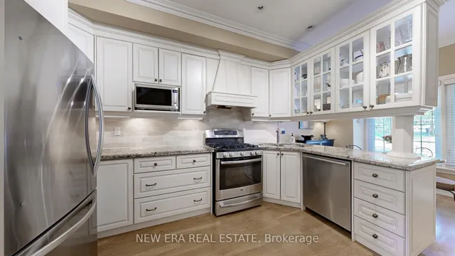 Additional image 10 of 10 Cam Fella Lane