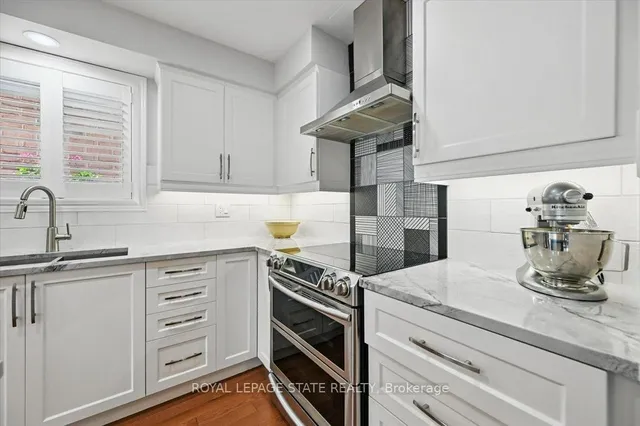 Additional image 12 of 62 Valridge Dr