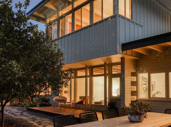 7349 Pacific View Dr, Los Angeles, CA 90068