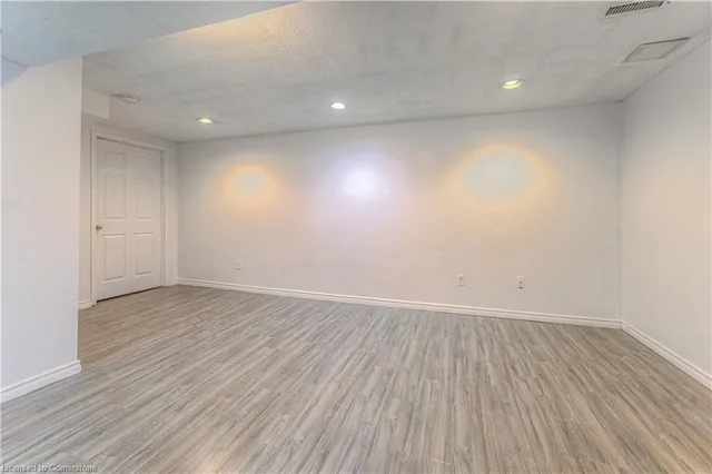 Additional image 26 of 12 Whitedeer Rd Unit 2