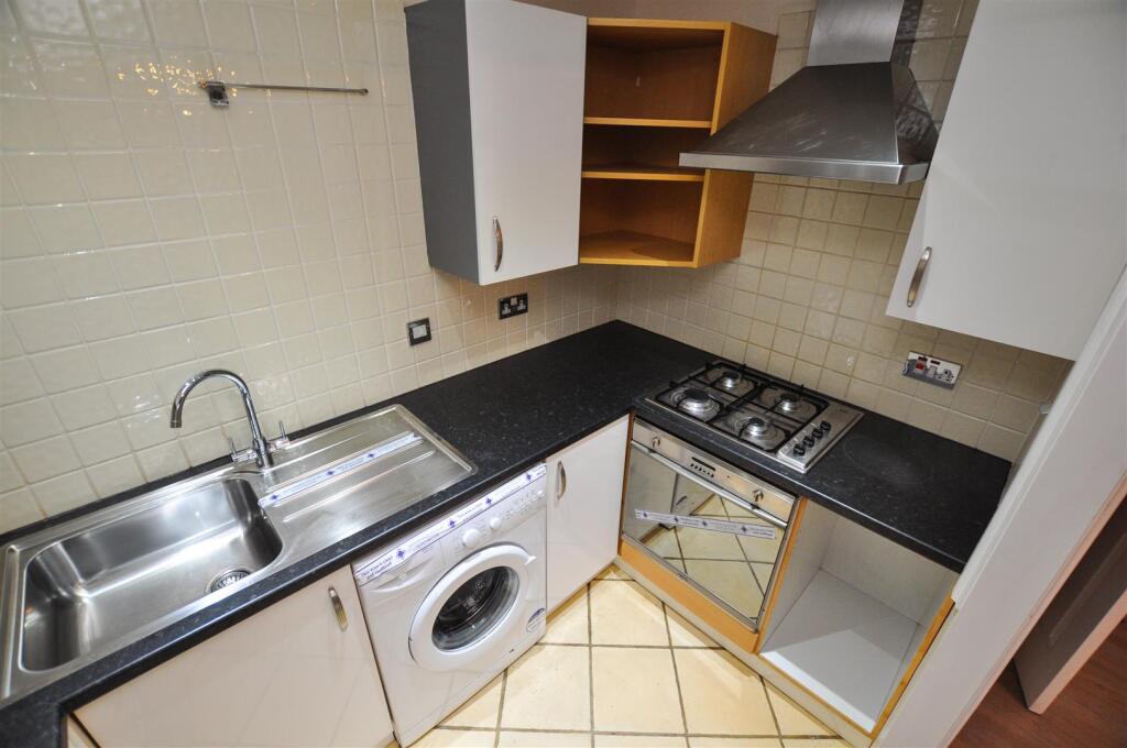 Additional image 5 of Larks Ridge, St Albans