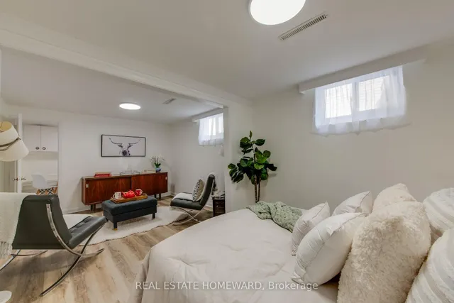 Additional image 39 of 2 Rupert St