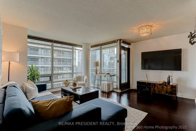 Additional image 7 of 81 Navy Wharf Crt Unit 3608