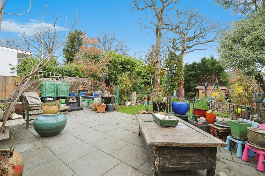 Additional image 7 of The Crescent, Bricket Wood, St. Albans