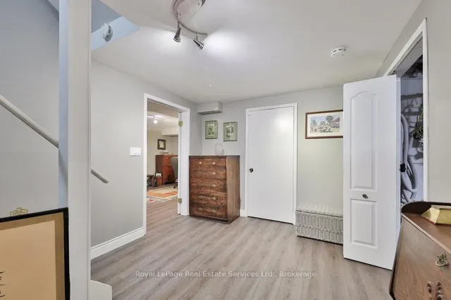 房产图片 36 - 1343 格罗斯文诺街