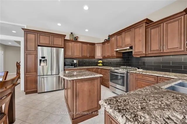 Additional image 10 of 15 Pelham Dr