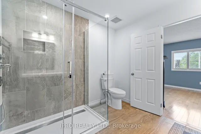 房产图片 19 - 42 Meadow Wood Cres