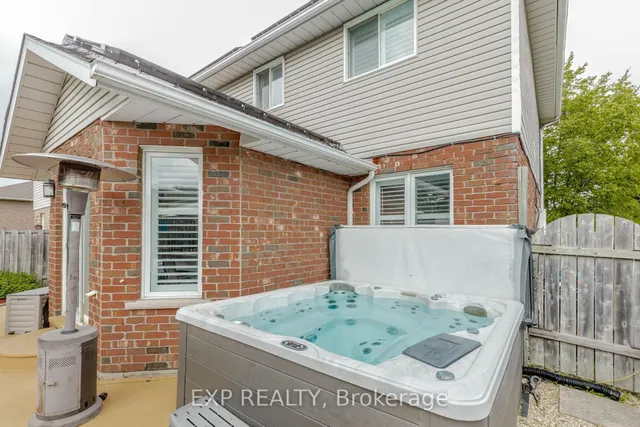 Additional image 44 of 32 Vineberg Dr