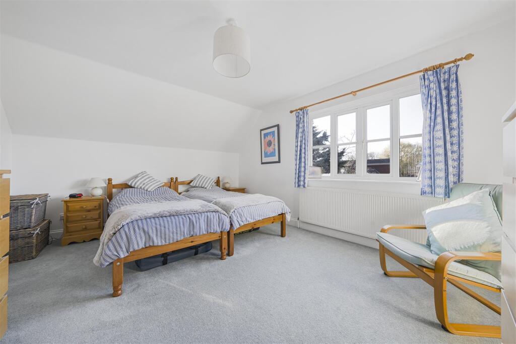 Additional image 11 of Bucknalls Drive, Bricket Wood, St. Albans