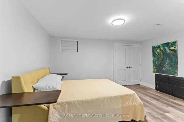 Additional image 45 of 6 Islington Dr