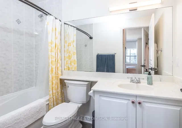 Additional image 21 of 438 Richmond St Unit 610