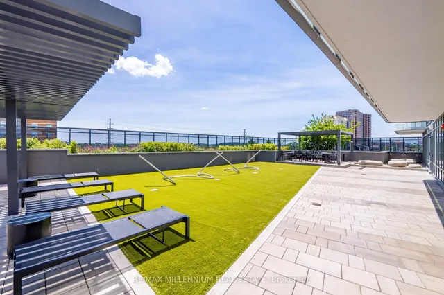 Additional image 40 of 8 Nahani Way Unit 2921