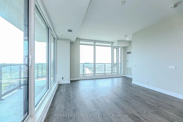 Additional image 17 of 215 Veterans Dr Unit 1008S