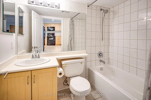 Additional image 17 of 212 Eglinton Ave Unit 402