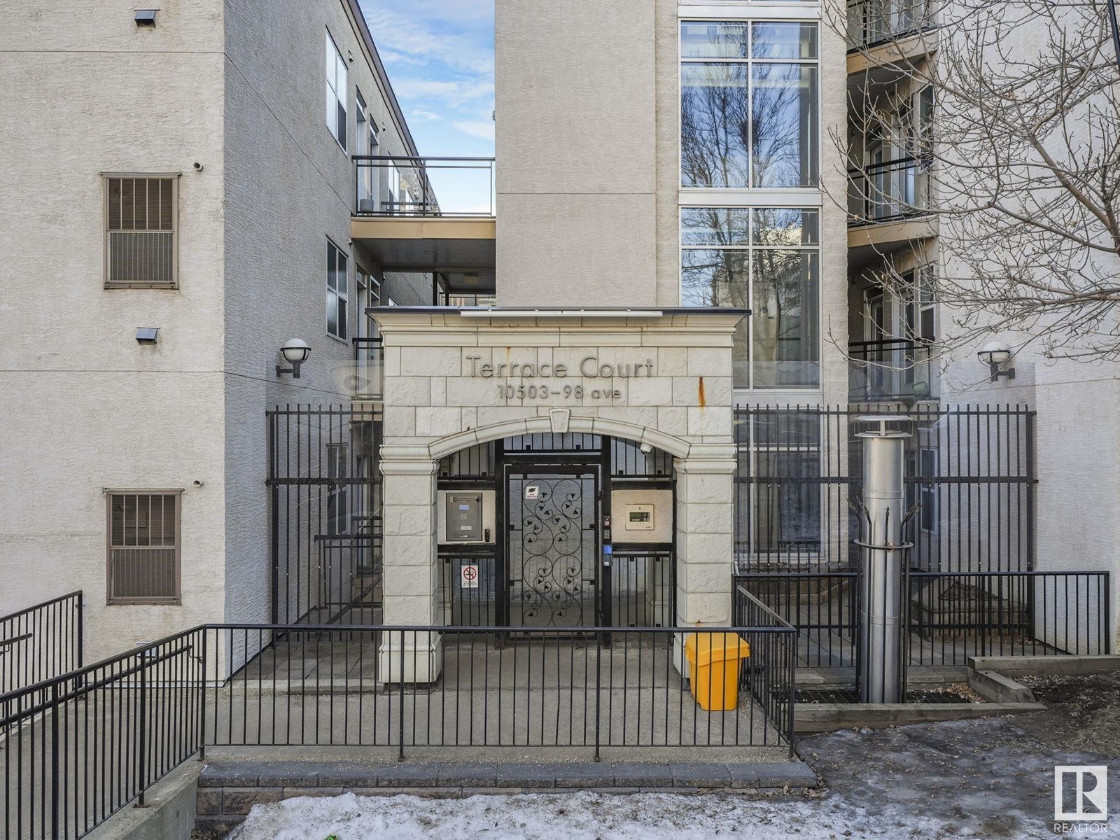 #716 10503 98 AV NW|Edmonton, Alberta T5K0B2