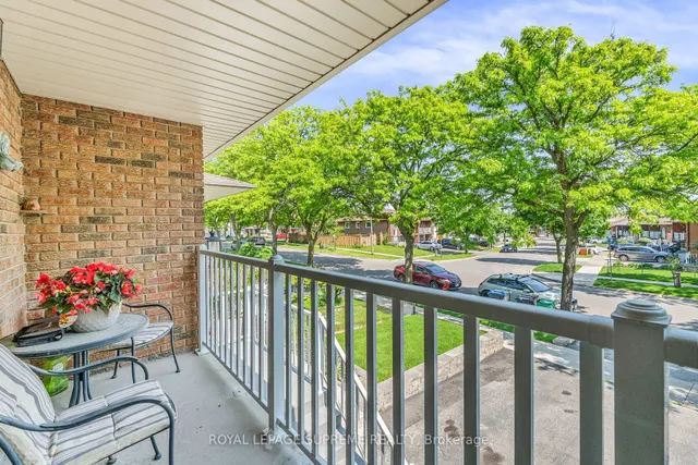 Additional image 41 of 40 Petunias Rd