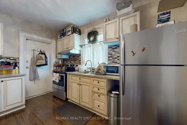 Additional image 21 of 8 Mill St