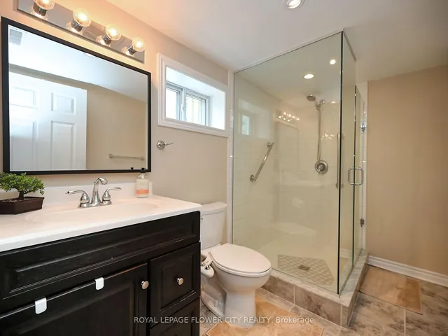 Additional image 48 of 2 Aintree Cres