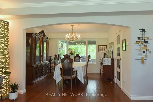 房产图片 28 - 21 Woodside Dr