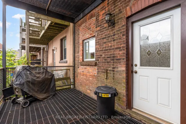 Additional image 16 of 55 Young St