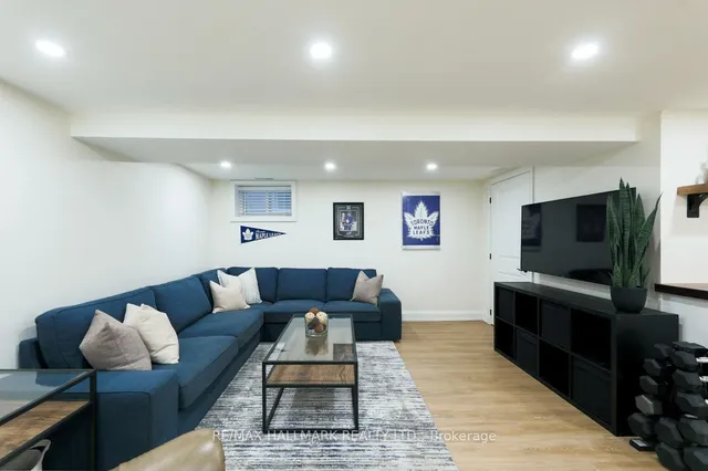 Additional image 12 of 321 Victoria Park Ave