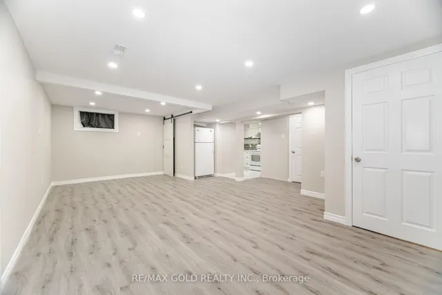 Additional image 24 of 212 Cedarwoods Cres