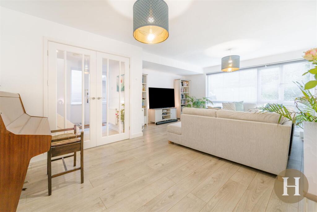 Additional image 8 of Kesteven Close, Edgbaston, Birmingham, B15