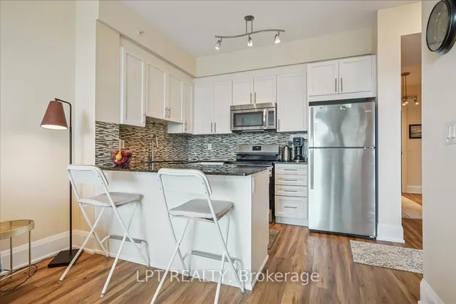 Additional image 13 of 45 Yorkland Blvd Unit 609