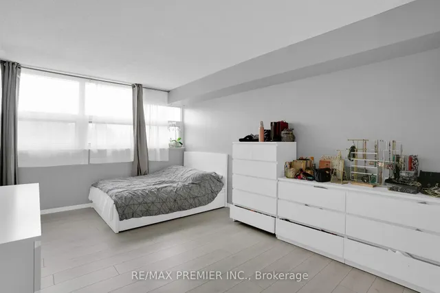 Additional image 21 of 8 Lisa St Unit 505