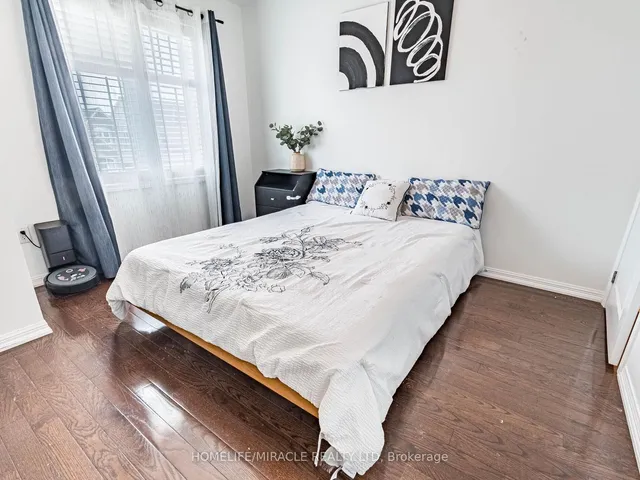 Additional image 33 of 55 Mccandless Crt